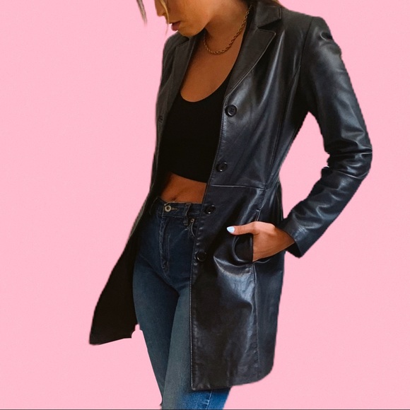 💖SOLD on Depop 💖 Danier Leather Women’s Trench - Picture 6 of 13